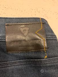 Jeans Revit