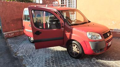 FIAT DOBLO' BENZINA GPL