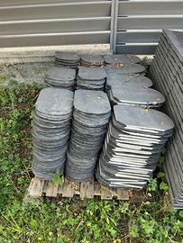 300 tegole in ardesia tagliate a mano