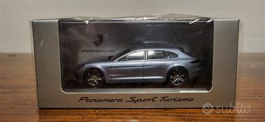 1:43 Porsche Panamera Sport Turismo
