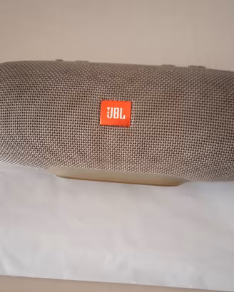 JBL Charge 3