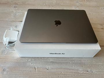 MacBook Air Retina 13" (2018)