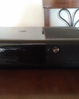 XBOX 360 S 250 GB + cavi (NUOVISSIMA)