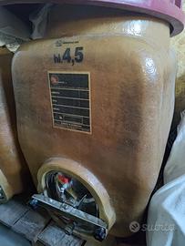 botte vino vetroresina  4,5 qli