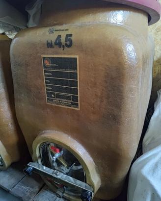 botte vino vetroresina  4,5 qli
