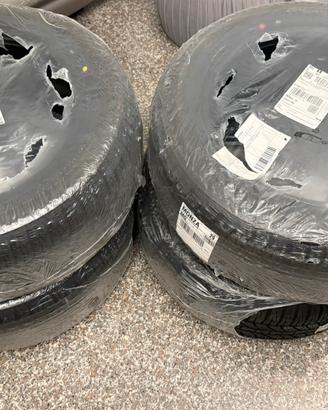 Gomme 255/55 R18 H109