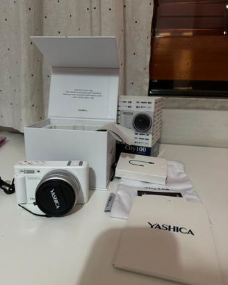 Fotocamera digitale Yashica city 100