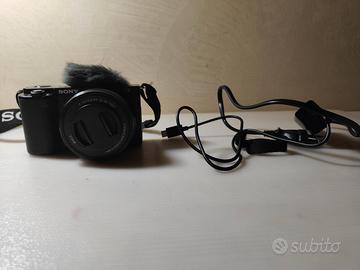 Macchina Fotografica Mirrorless Sony ZV-E10