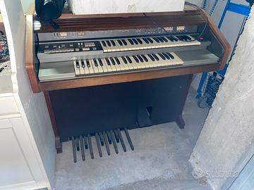 Farfisa 404 silver