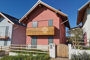 VILLA SINGOLA A ROANA