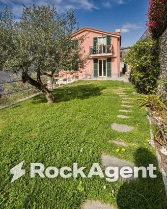 Appartamento di 100 m² con 3 locali a Sori