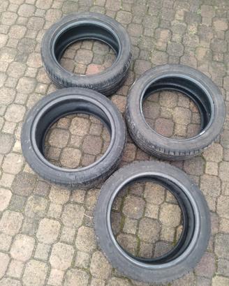 pneumatici 205/60R17