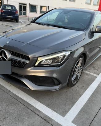 CLA Shooting Brake 220 d Premium 4matic