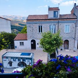 Immobile con giardino - Toro