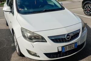 Opel Astra 1.7 CDTI 125CV 5 porte Cosmo