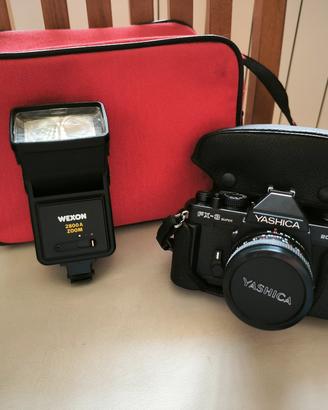 Macchina fotografica Yashica FX-3 2000