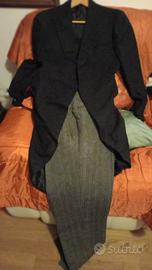 Tight 3 pezzi (giacca lunga, gilet)