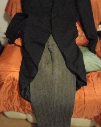 Tight 3 pezzi (giacca lunga, gilet)