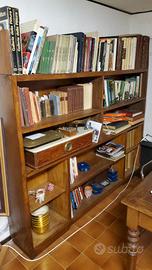 Libreria in legno massello