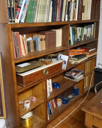 Libreria in legno massello