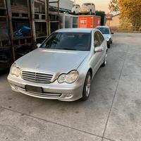 Ricambi Mercedes C220 del 2004 - Vari veicolo per 