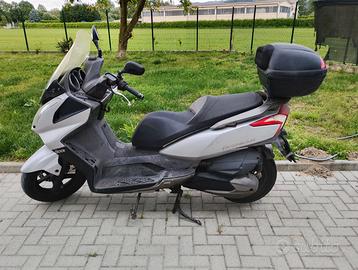 Kymco downtown 300 i 2012 55000 km.