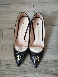 Scarpe con tacco numero 36