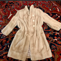 LUSSUOSAePREGIATApellicciaVEROvisoneBIANCOivory