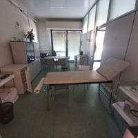 Arredamento completo per studio medico o ufficio