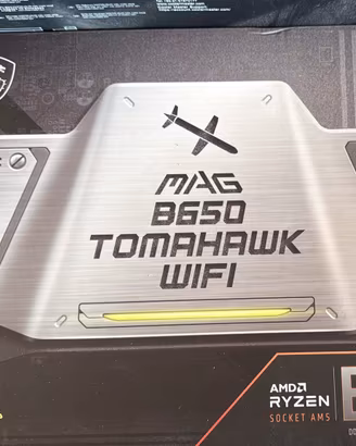 SCHEDA MADRE MSI MAG B650 TOMAHAWK WIFI