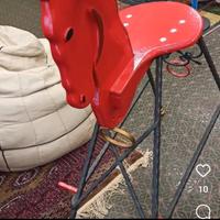 sgabello in legno e ferro battuto 