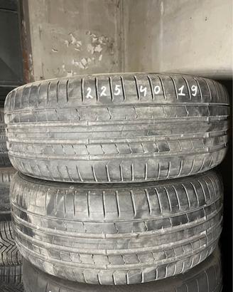 2 pirelli 225/40/19