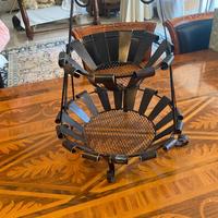 Porta frutta vintage in ferro nero a due livelli