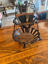 Porta frutta vintage in ferro nero a due livelli