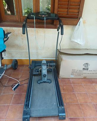 tapis roulant e cyclette con spalliera € 120