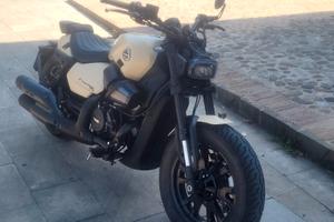 Leoncino Bobber 400