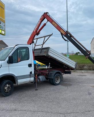 Iveco Daily 35C11 gru e ribaltabile