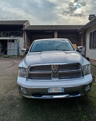 Dodge Ram 1500 2011