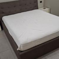 Letto con cassone piu comodini