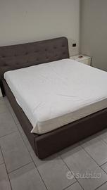 Letto con cassone piu comodini