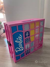 Armadio Barbie