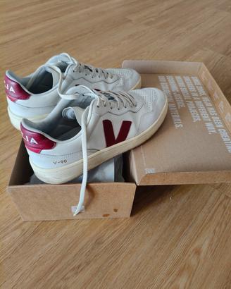 Veja V90 pelle