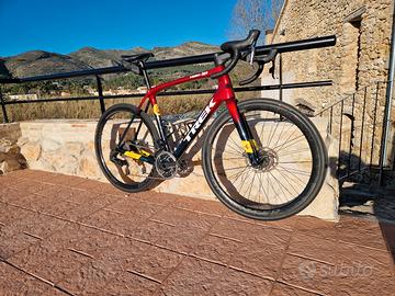 bici da corsa Domane SLR9 AXS