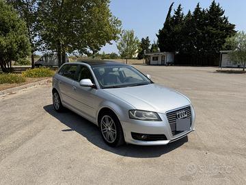 Audi A3 Sportback 1.6 TDI 105 cv Tetto Panoramico