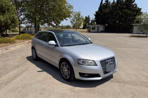 Audi A3 Sportback 1.6 TDI 105 cv Tetto Panoramico