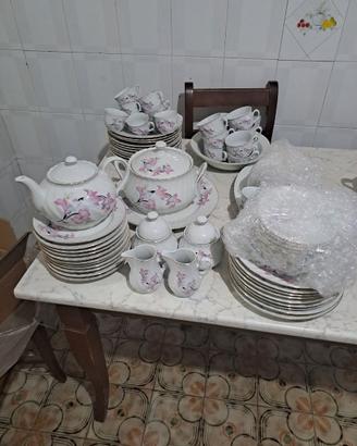Set di piatti