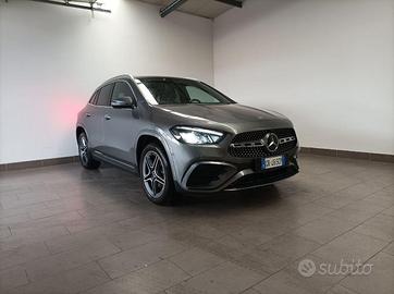 MERCEDES-BENZ GLA 250 e Plug-in hybrid AMG Line