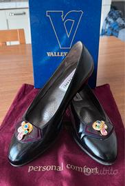 Scarpe nere con tacco Valleverde