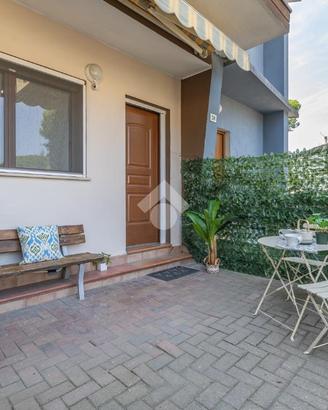 MONOLOCALE A CERVIA