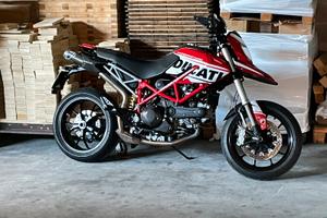 DUCATI HYPERMOTARD 796